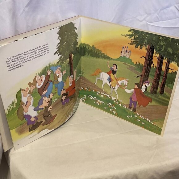 Walt Disney's Story And Songs From Snow White And The Seven Dwarfs (Vinyl, 1969) - Picture 8 of 12